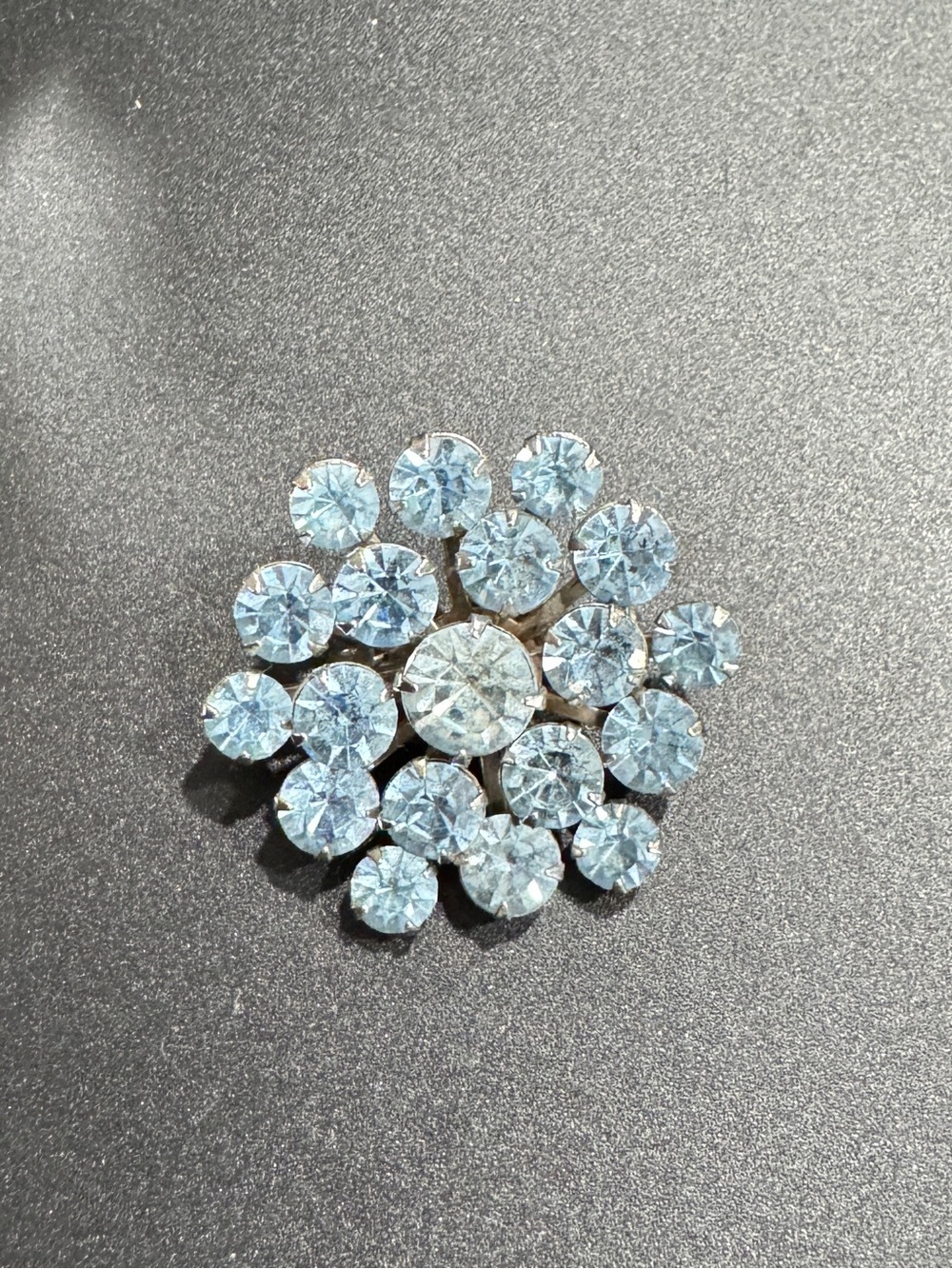 Vintage Aqua Blue Crystal Starburst Cluster Brooch Mid Centry Snowflake Jewelry